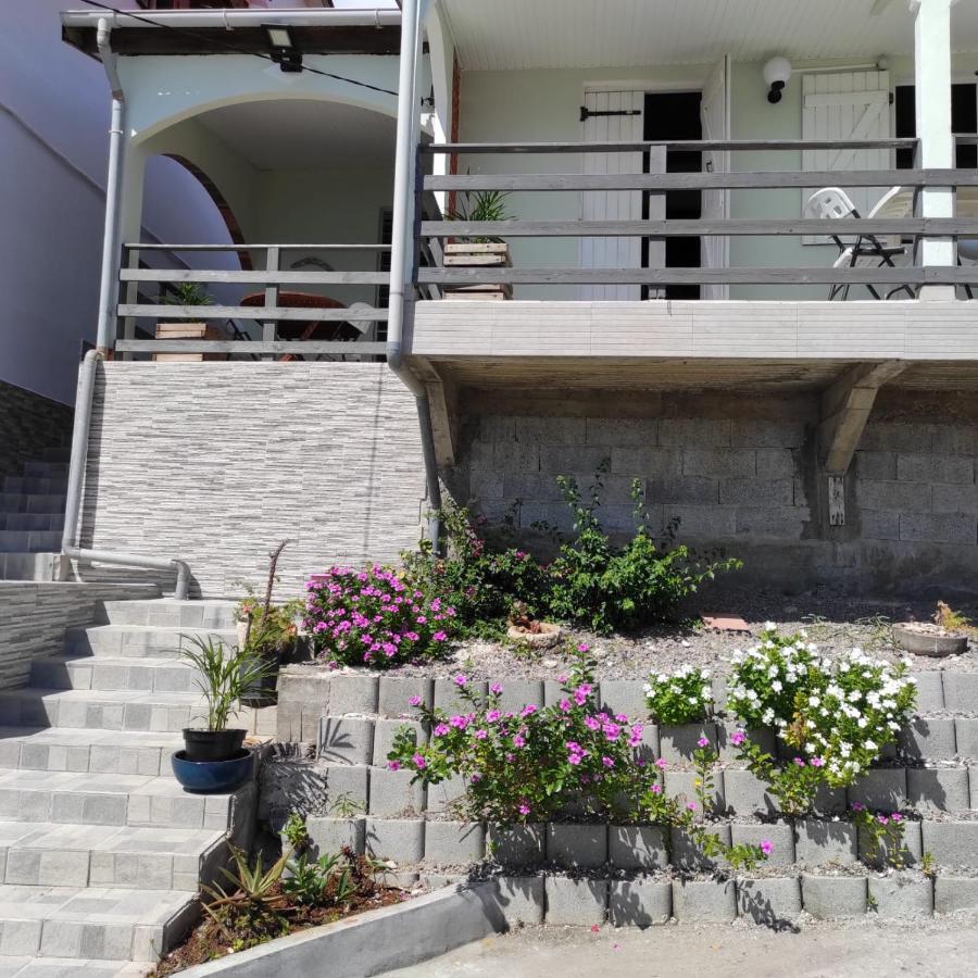 "Au Magnifique Vue " Villa Le Marin Dış mekan fotoğraf